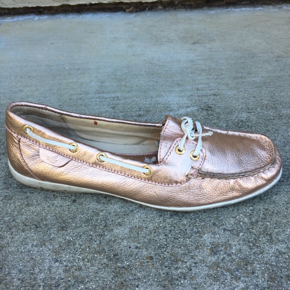 rose gold boat shoes